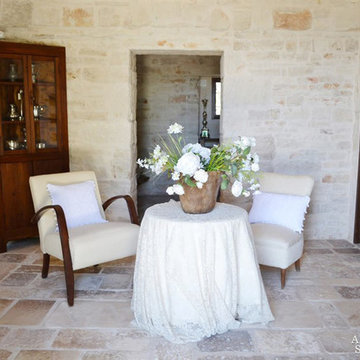 Stone Floor – Antique, Reclaimed Limestone ‘Dalle de Bourgogne’ pavers