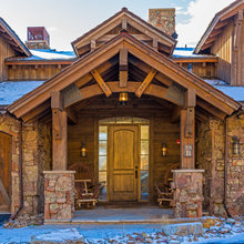 front porch/ front yard
