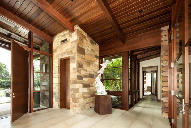 Rustic Entry by Ryan Street Architects