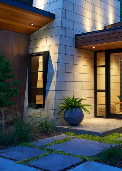 Midcentury Entry by Strand Design