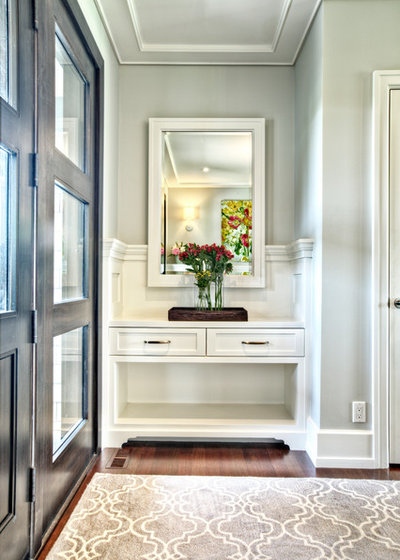 Transitional Entry by Rockwood Custom Homes
