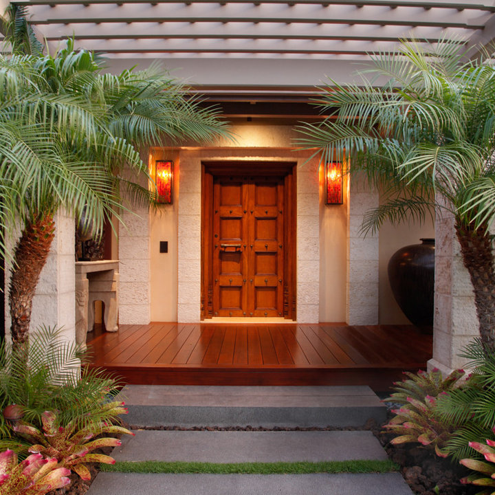 75 Tropical Entryway Ideas You'll Love December, 2022 Houzz
