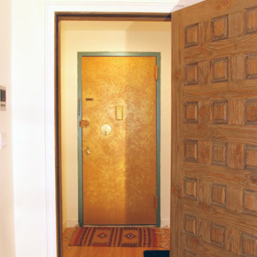 Vestibul with view of main entry door.