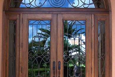 Inspiration for a craftsman entryway remodel in Miami