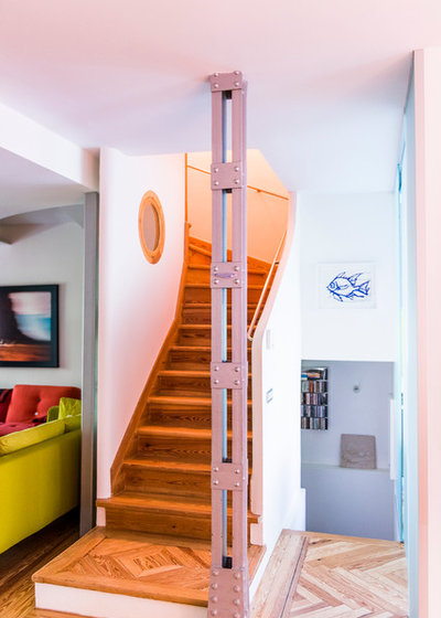 Transitional Staircase by Alfredo Arias photo