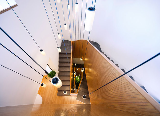 Contemporáneo Escalera by AGi architects