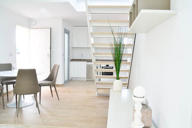 Design ideas for a contemporary staircase in Madrid.
