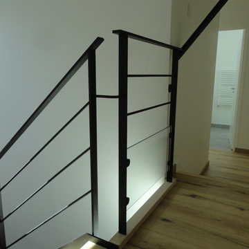 Escalier Acier - Bois et palier intermédiaire Verre - Verrière intérieure