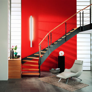 Modelo de escalera en L, minimalista, con escalones de madera
