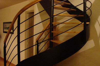 Escalier arrondi bois et métal