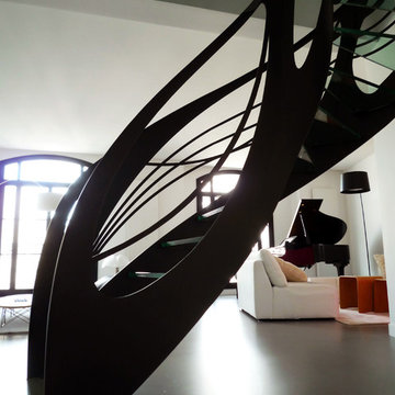 Escalier design débillardé Art Nouveau en verre