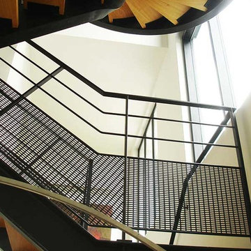 Escalier métallique et bois