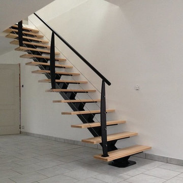 escalier poutre centrale mixte acier bois