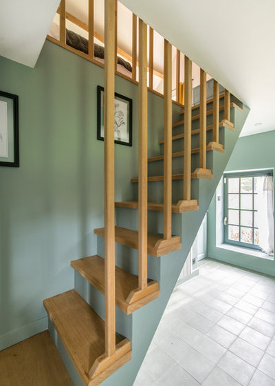 Farmhouse Staircase by LES CHANTIERS COTTIN