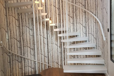 ナントにあるコンテンポラリースタイルのおしゃれな階段の写真