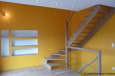 Moderne Treppe in Grenoble