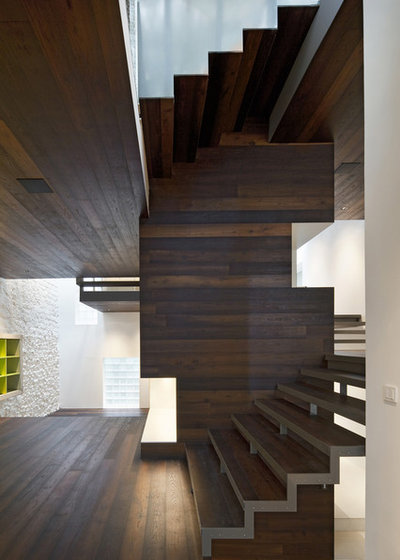 Modern Staircase by Moussafir Architectes