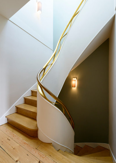Classique Chic Escalier by APO - Architecture Design d'espace