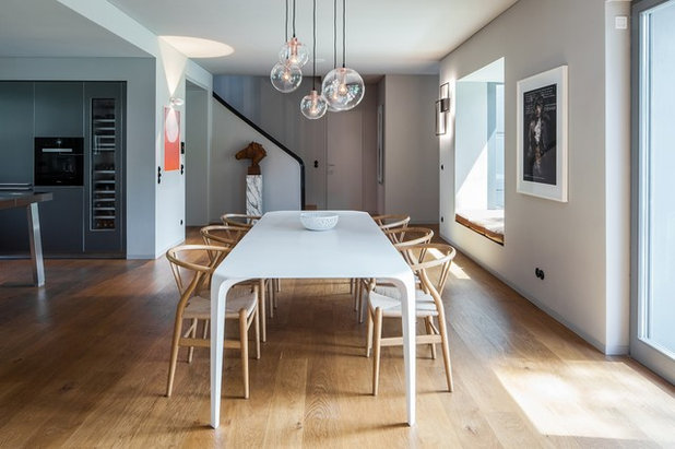 Contemporary Dining Room by Gnädinger Architekten