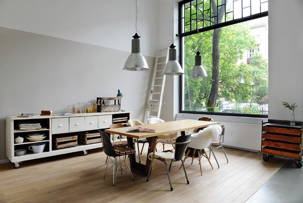 Industrial Dining Room by Studio Swen Burgheim