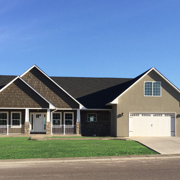 1.   2015 Parade of Homes Entry