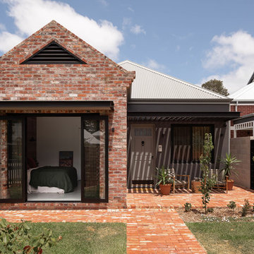 1 Mt Claremont