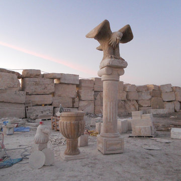 100% handcrafted Statues, bathtubs, columns, pedestal from Marble / Travertine