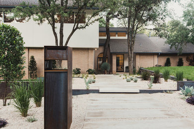 1950s exterior home photo in Austin