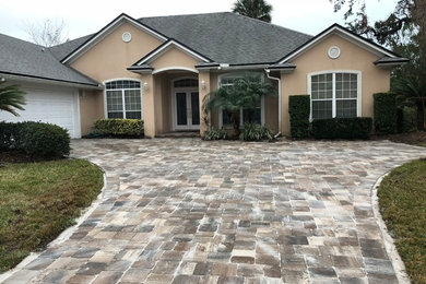 Inspiration for a transitional exterior home remodel in Jacksonville