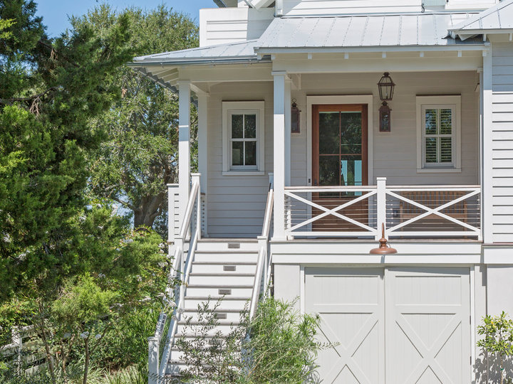 Beach Style Exterior