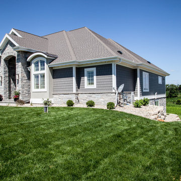2016 Sun Prairie Residence