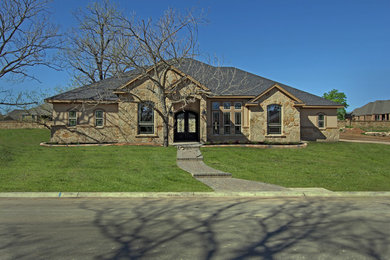 Example of an exterior home design in Austin