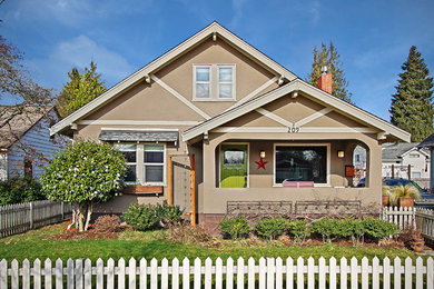 209 7th Ave NW | Puyallup $359,950 [MLS#737184] PENDING