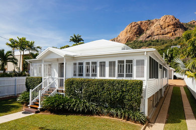 Design ideas for a traditional house exterior in Townsville.