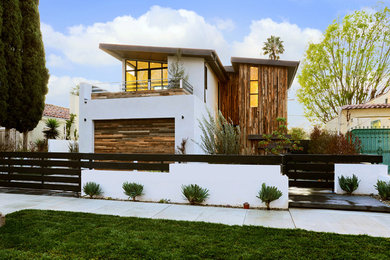 ロサンゼルスにあるコンテンポラリースタイルのおしゃれな家の外観の写真
