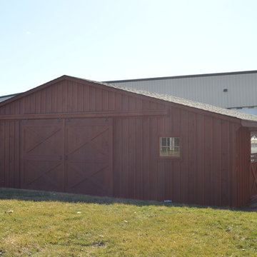 36'x24' modular barn  trailside style