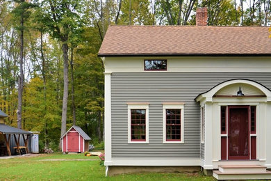 Example of a classic exterior home design in New York