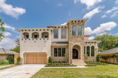 Trendy beige house exterior photo in Houston
