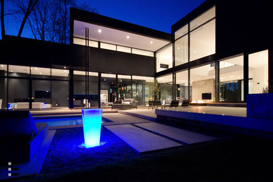 Modern house exterior in Toronto.