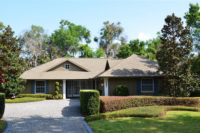 Example of a classic exterior home design in Orlando