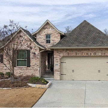 5164 Stonewater Loop, College Station, TX 77845