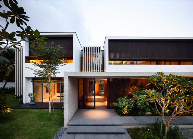Contemporary Exterior by ONG&ONG