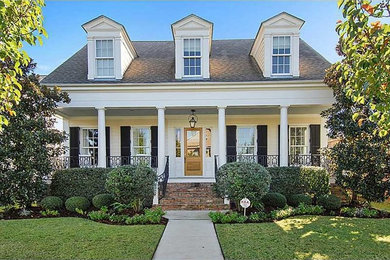 Traditional exterior home idea in New Orleans