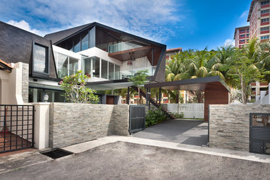 Contemporary house exterior in Singapore.