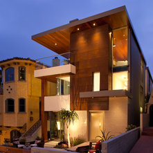 Contemporary Exterior by Beach House Design & Development