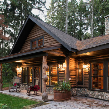 A Cottage in the Pines
