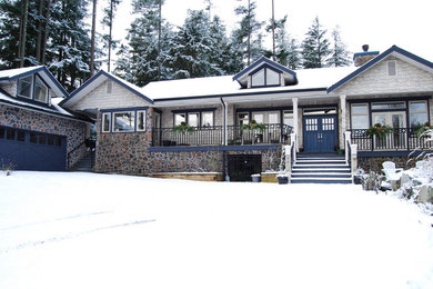 A Euro-Farmhouse on Beautiful Bowen Island, BC