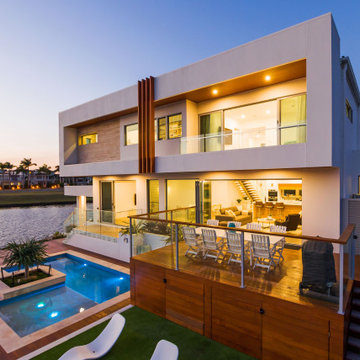 Absolute Resort style living in Hope Island