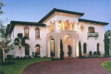 Mediterranean exterior home idea in Tampa