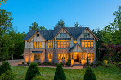 Inspiration for a timeless exterior home remodel in Richmond